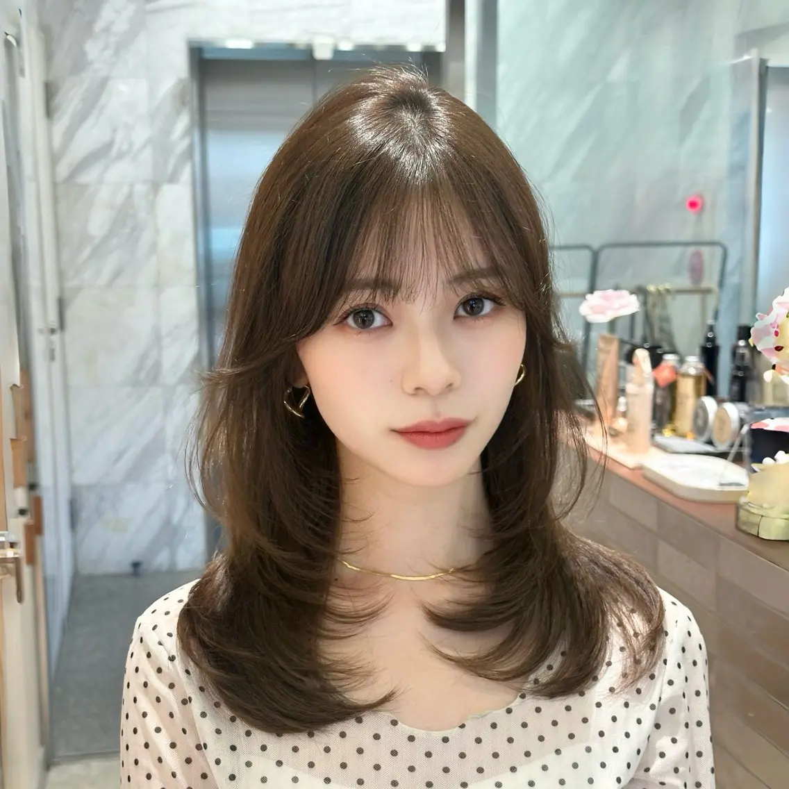 セミロング カット ヘアカラー トリートメント Hazuki🎀 /韓国ヘア/レイヤーのヘアスタイル