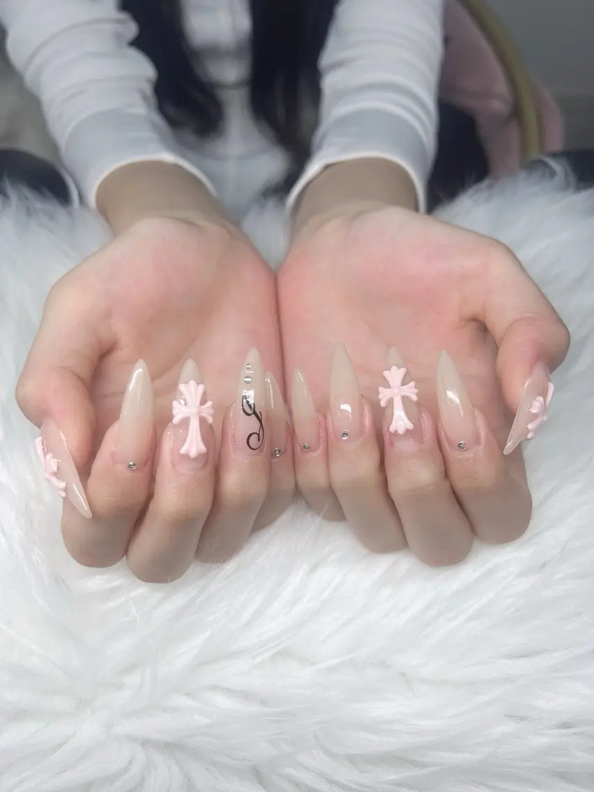 ネイル ハンドネイル Lee Nails チップ長さだし専門店のネイルデザイン