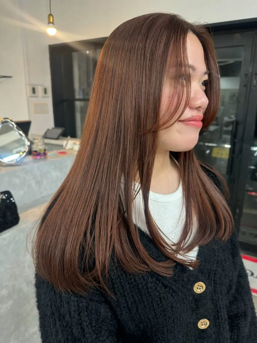 セミロング ヘアカラー トリートメント miloc🫧 MOMOYOのヘアスタイル