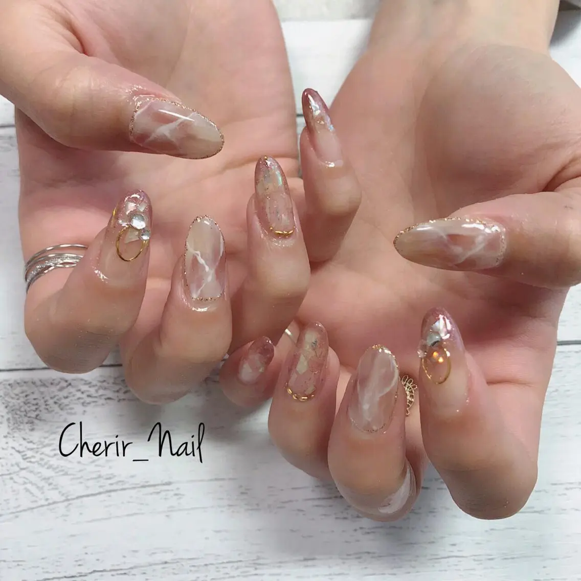 ネイル アートネイル ブラウン ロングネイル 大理石ネイル(マーブル) ニュアンスネイル Cherirnail kaoriのネイルデザイン