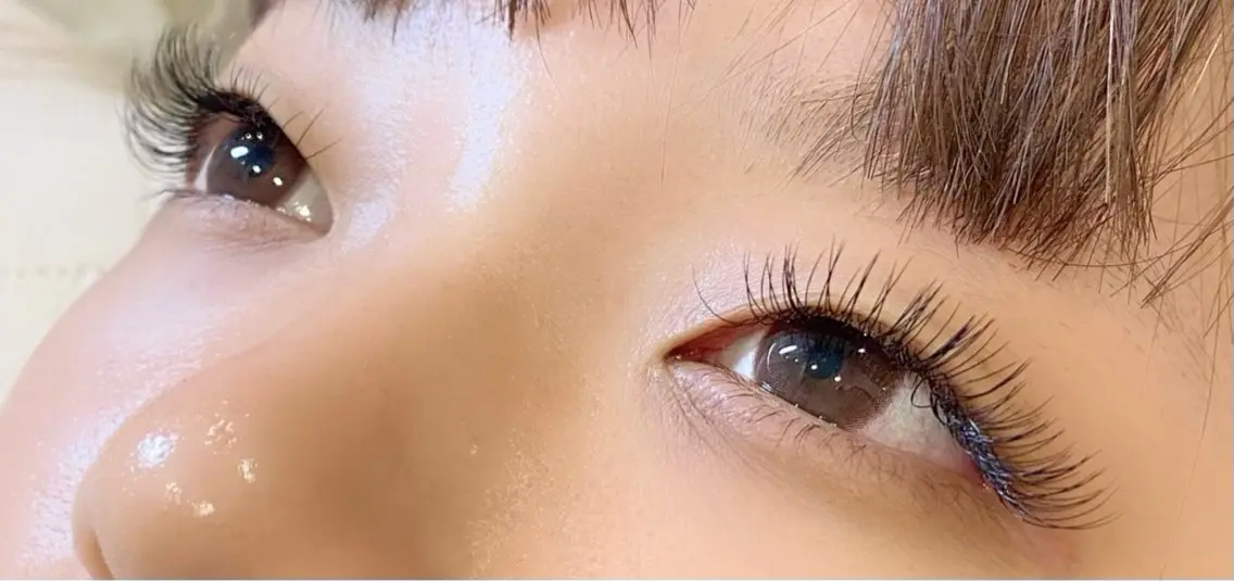 マツエク・マツパ Dカール フラットラッシュ 目尻長め Dolce eye lash ねごろのマツエク・マツパデザイン