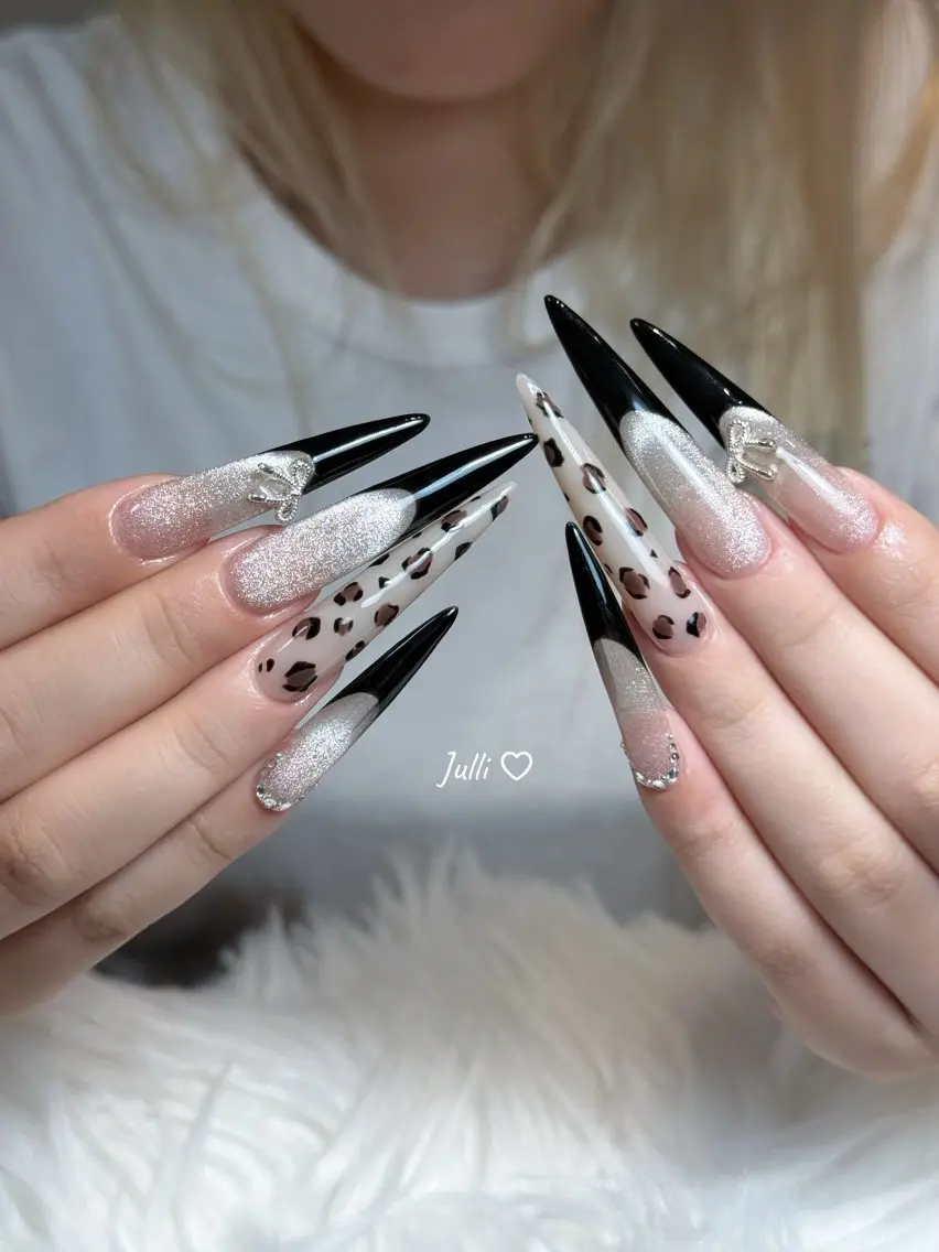 ネイル フレンチネイル ジェルネイル キラキラネイル 韓国ネイル レース Julli NailStudioのネイルデザイン