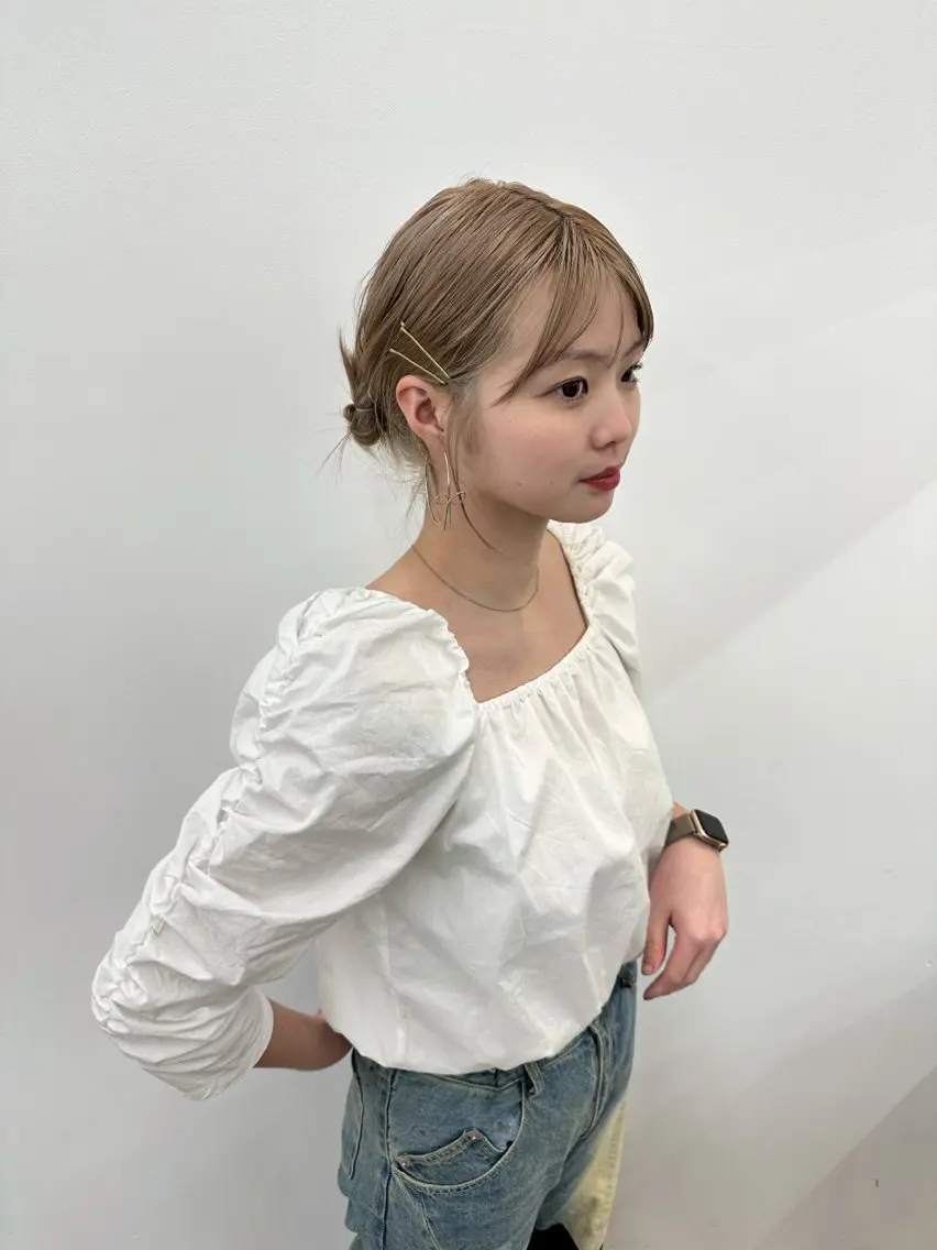ミディアム カラー ハイトーンカラー 顔まわりカット/艶髪 カラー✨けいとのヘアスタイル