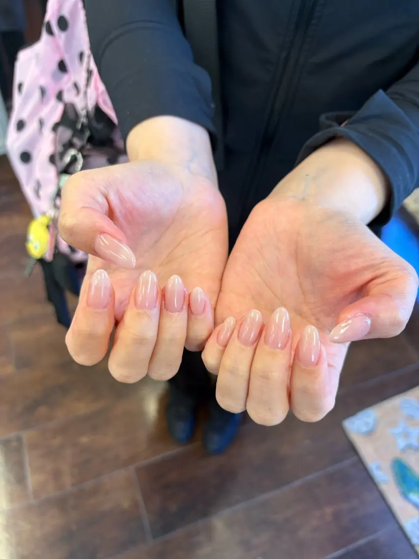 ネイル ハンドネイル AMI 美フォルムネイルのネイルデザイン
