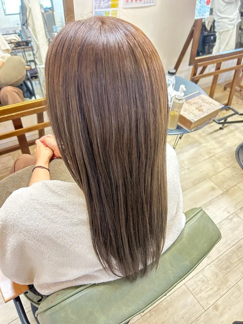 ミディアム カラー reche 上之園 桃花のヘアスタイル