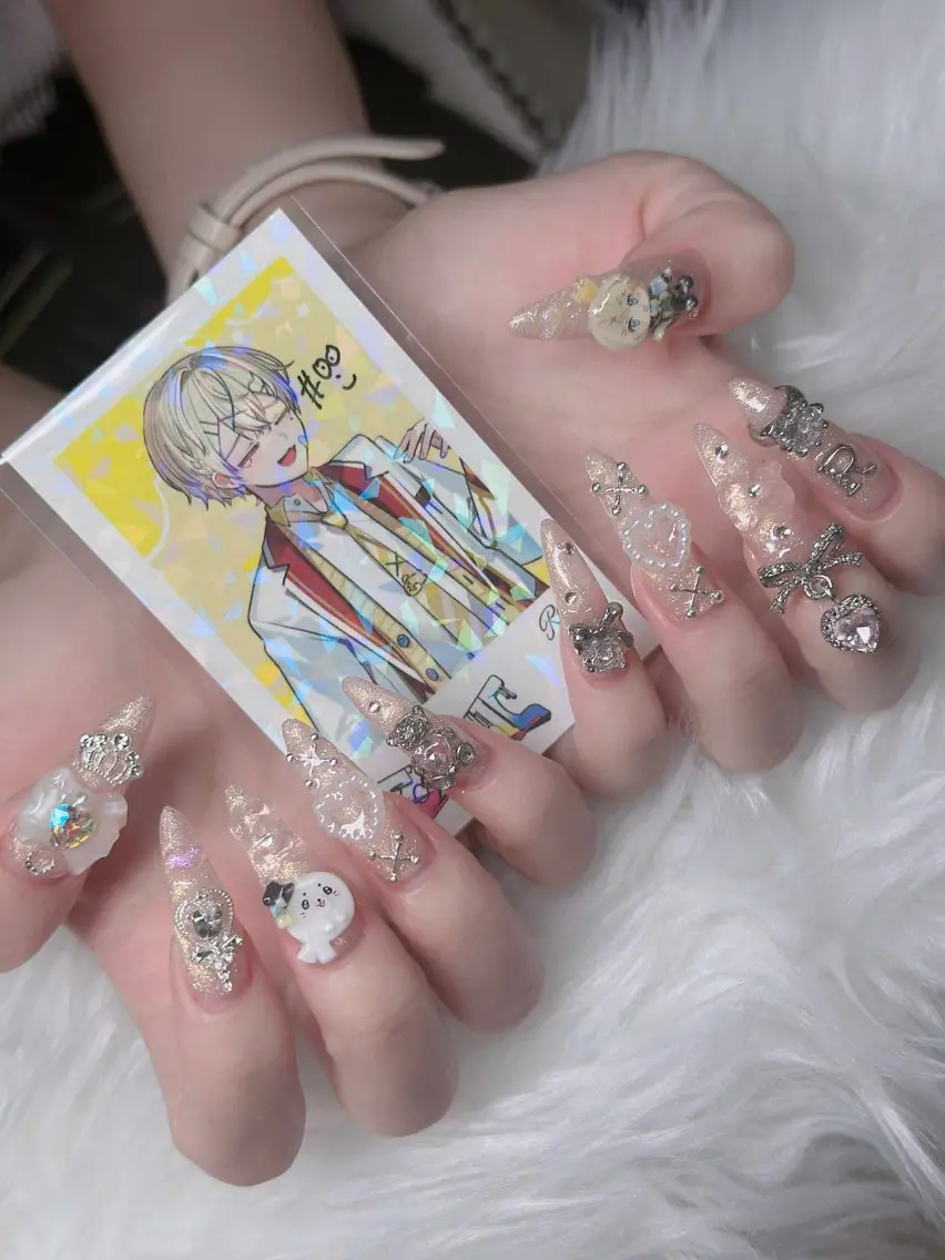 ネイル オーロラネイル フレンチネイル ジェルネイル ハロウィン キラキラネイル H.baby Nail Salonのネイルデザイン