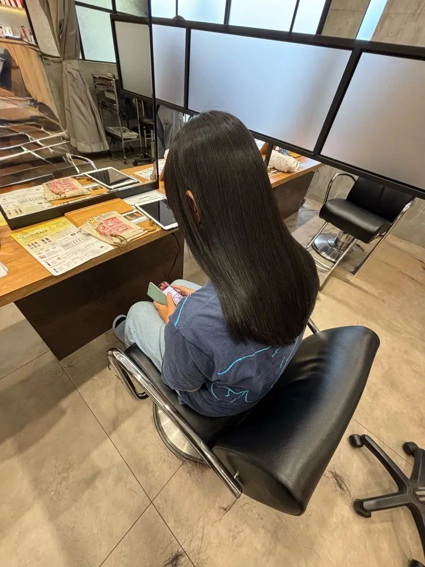 ロング カット 縮毛矯正 馬場 一輝のヘアスタイル
