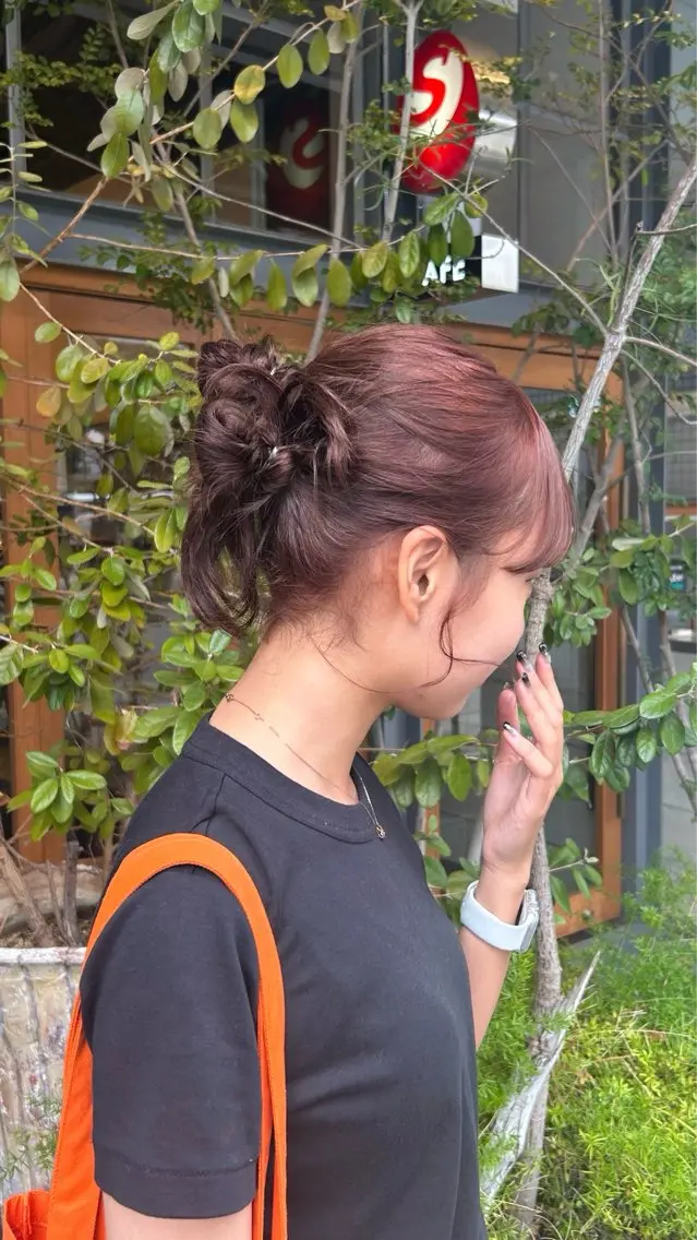 ミディアム カラー ヘアアレンジ お団子ヘア ブリーチ ブリーチなしカラー LA PENSEE BRUN/ゆりかのヘアスタイル