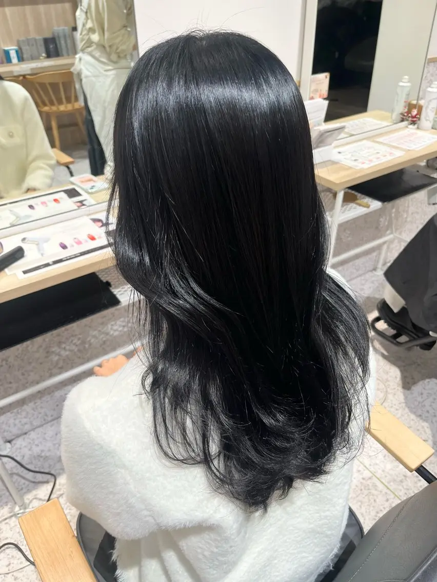 【ダメージ最小限カラー】髪質改善ワンカラー＋限定トリートメントの写真