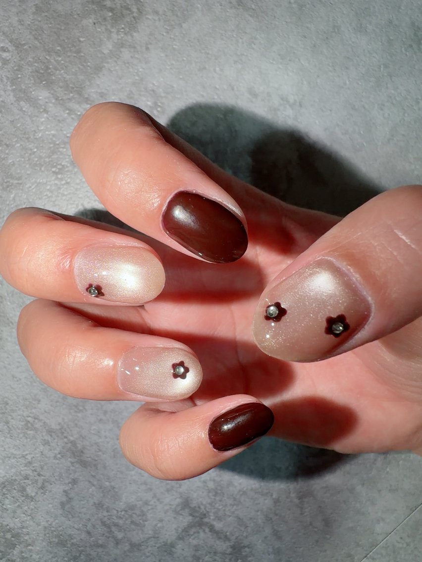 ネイル 持ち込み シンプルネイル Aiiby ネイルルームのネイルデザイン