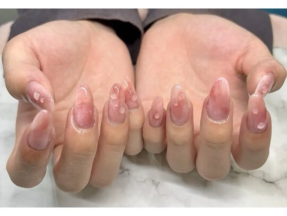 ちゅるん桃🍑ネイル💅🩷🩷🩷 オフ込み￥5200の写真
