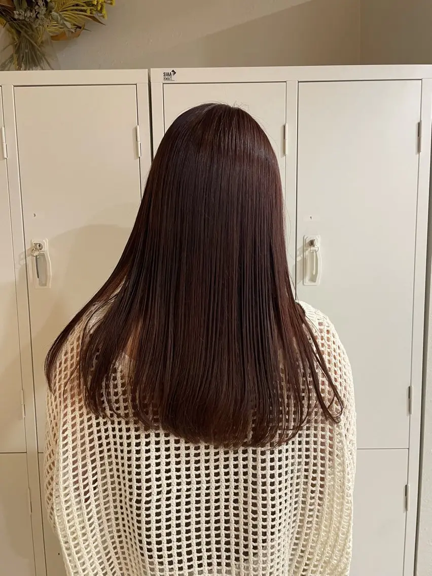 ミディアム ピンクブラウン 透明感ベージュカラー yumekaのヘアスタイル