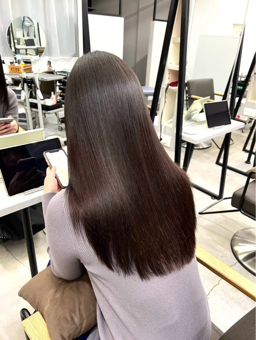ロング パーマ 髪質改善 レイヤーカット 縮毛矯正 トリートメント 酸性ストレート 縮毛矯正 🍒モテ暖色カラー × うる艶✧ ゆなのヘアスタイル