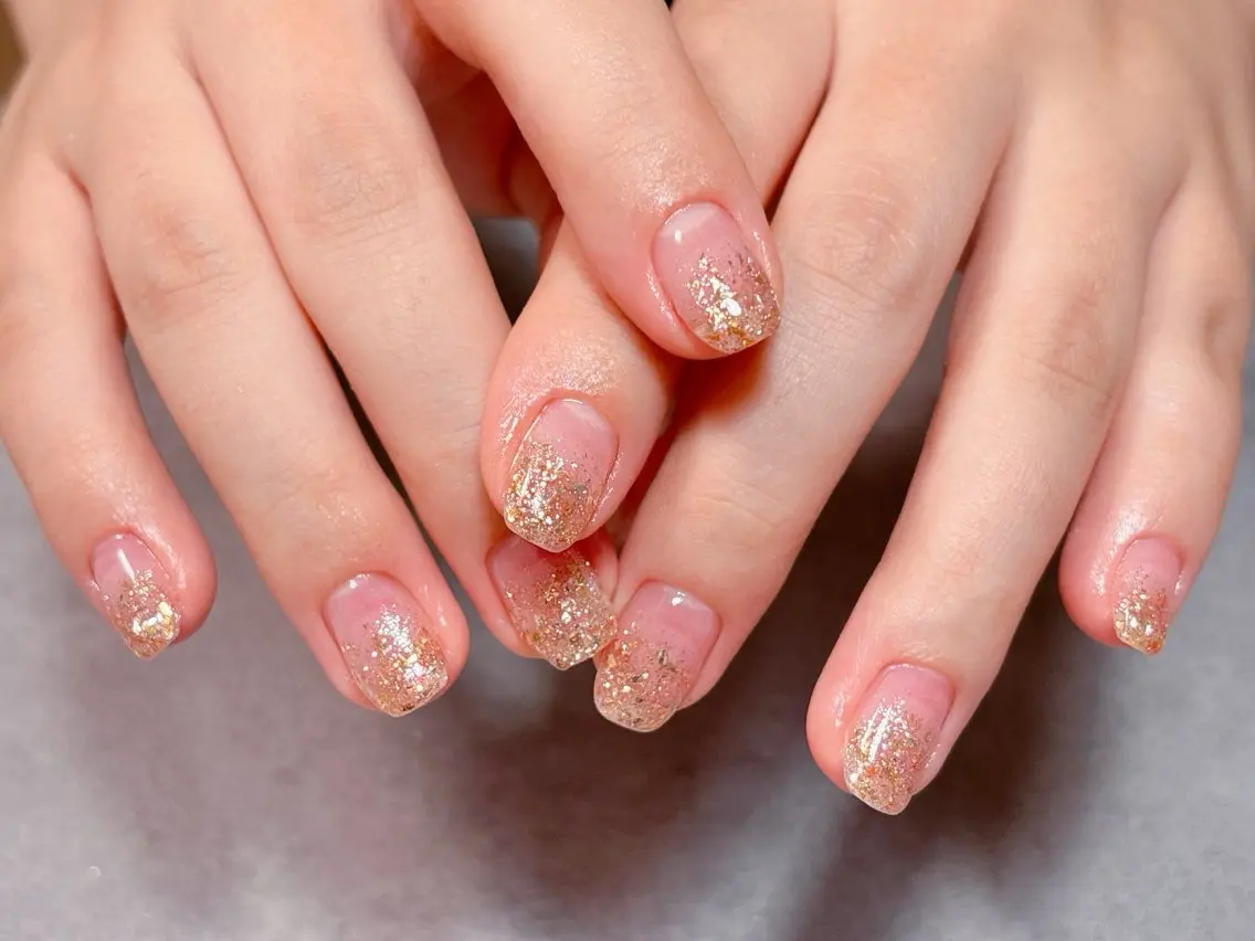 ネイル アートネイル オーロラネイル チークネイル フラッシュネイル フットネイル ハンドネイル ハンドケア 💫ゆか_ Nailartistのネイルデザイン