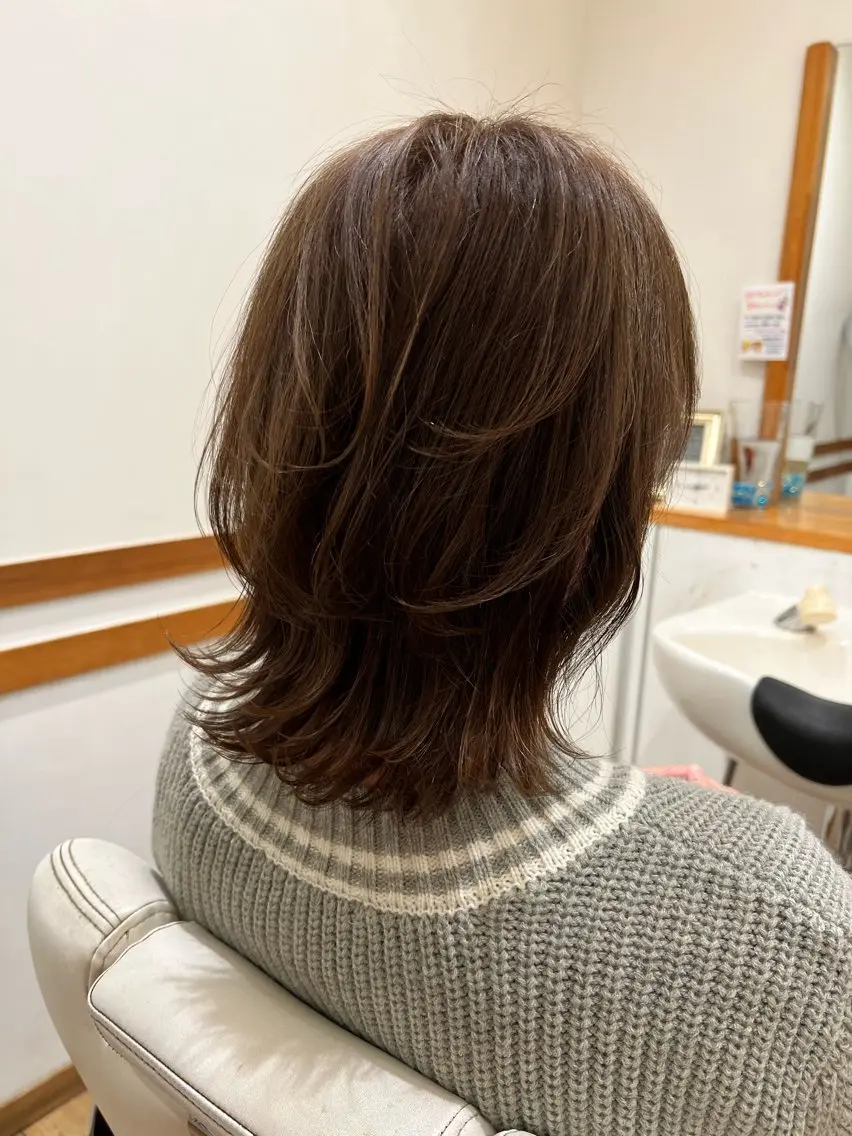 ミディアム カラー カット ヘアカラー アザマ　ヤスカツ _rosso 川口のヘアスタイル