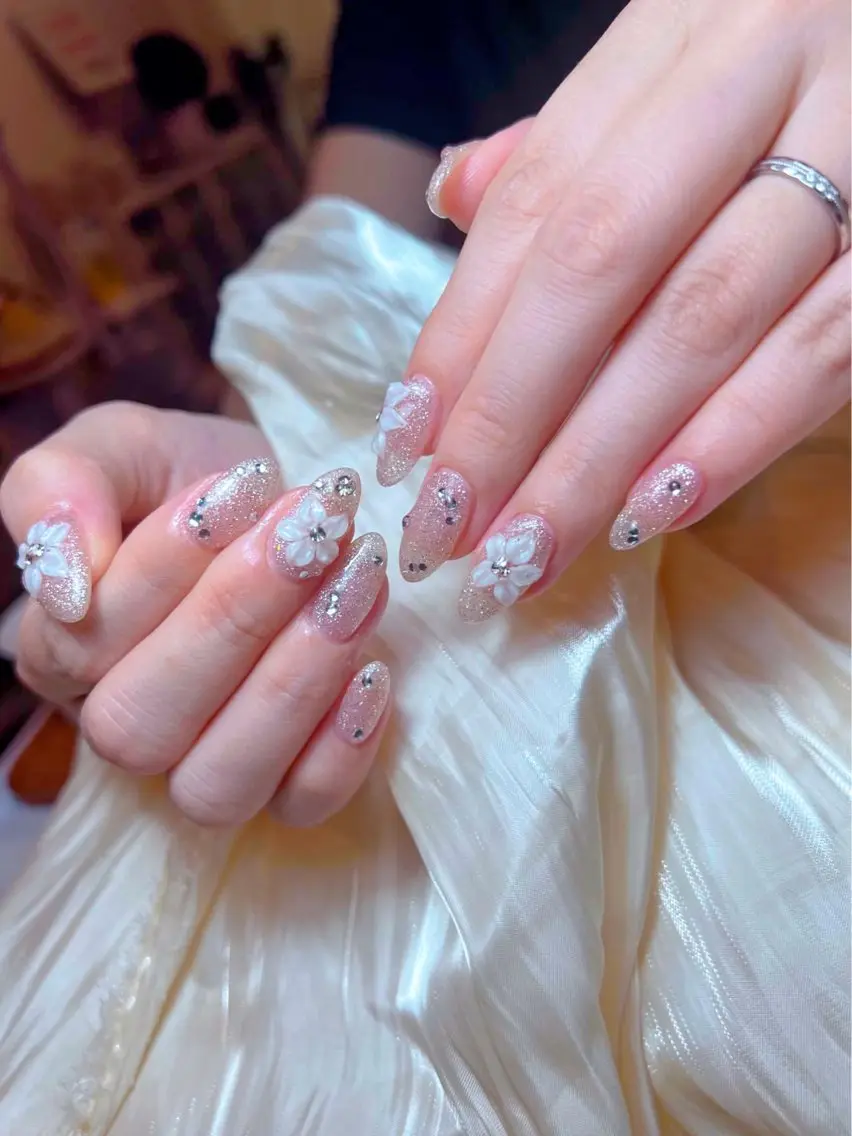 ネイル オーロラネイル チークネイル フラッシュネイル フレンチネイル ジェルネイル DAISY_NAIL 【フィルイン専門店】のネイルデザイン