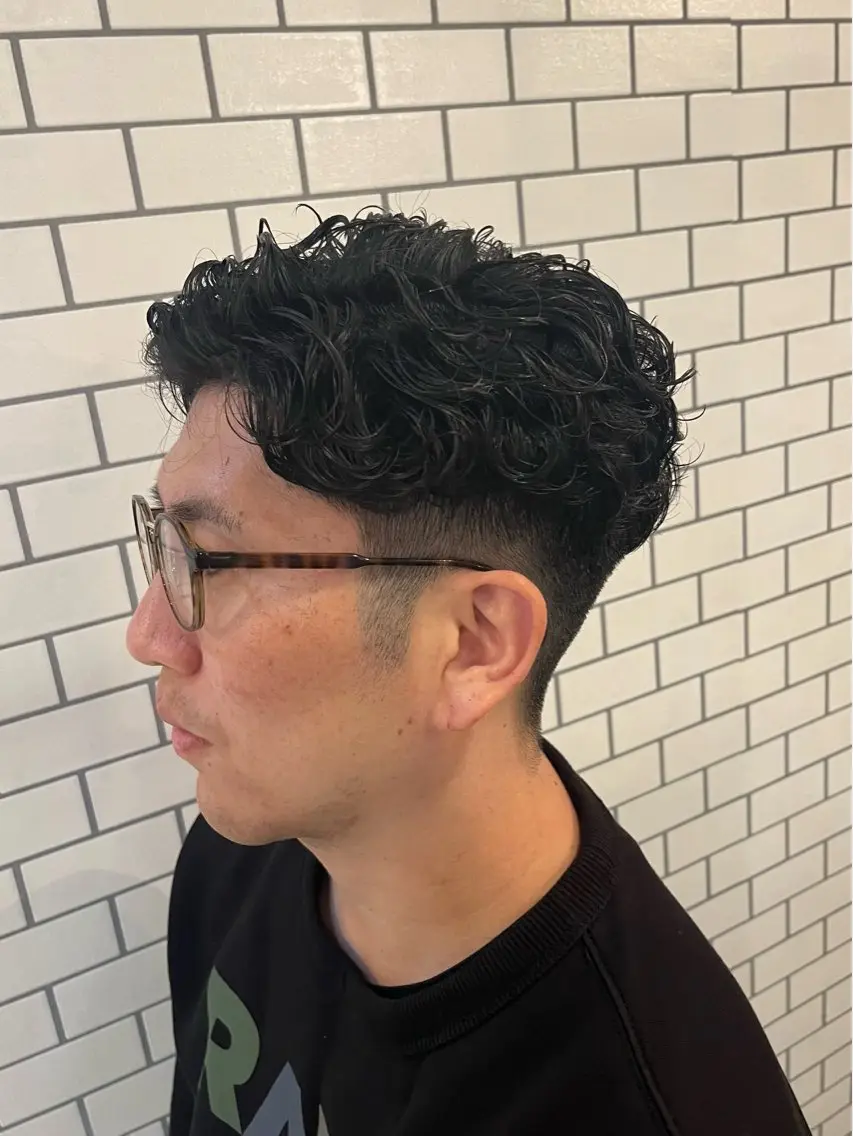 ミディアム クボタ マコトのヘアスタイル