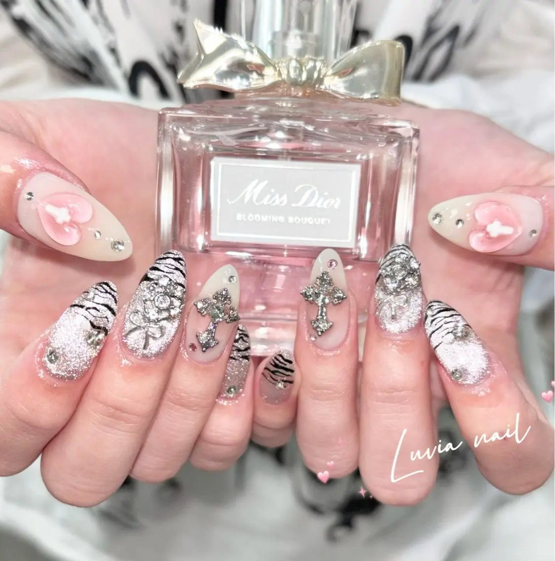 ネイル ハンドネイル 🧸Luvia nail✨のネイルデザイン