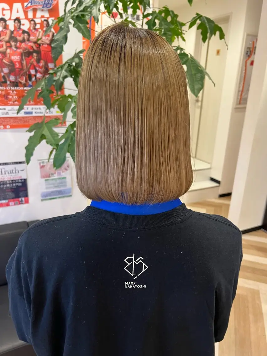 ショート カラー トリートメント 艶髪特化 しゅんぼう 長岡髪質改善のヘアスタイル