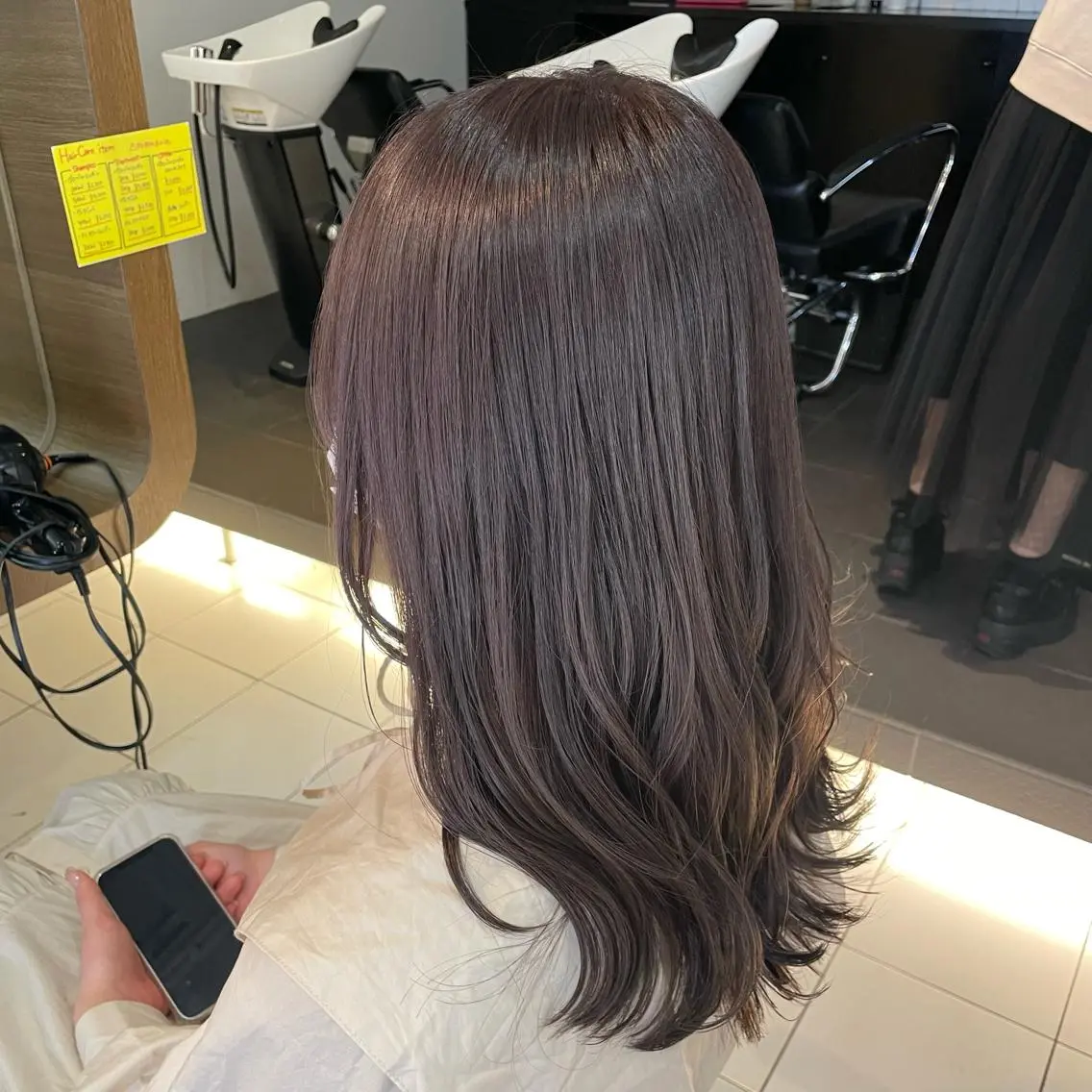 セミロング カラー ブリーチ グレージュ ラベンダーカラー ラベンダーグレージュ ラベンダーグレー 透明感カラー/ 寺田千雅子のヘアスタイル