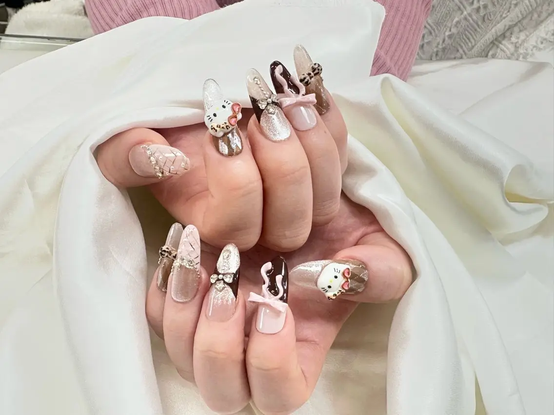 ネイル Romine ネイル&マツゲのマツエク・マツパデザイン
