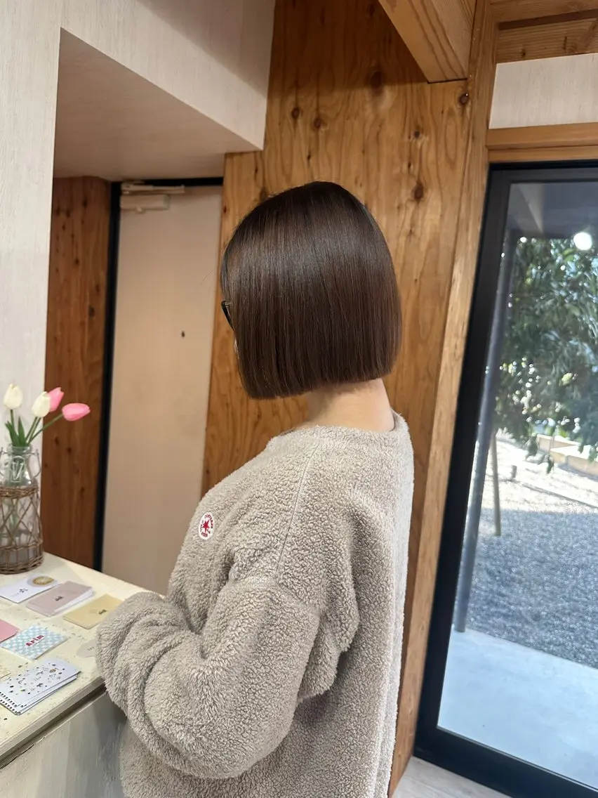 ショート 切りっぱなしボブ ボブ 伊藤 友香のヘアスタイル