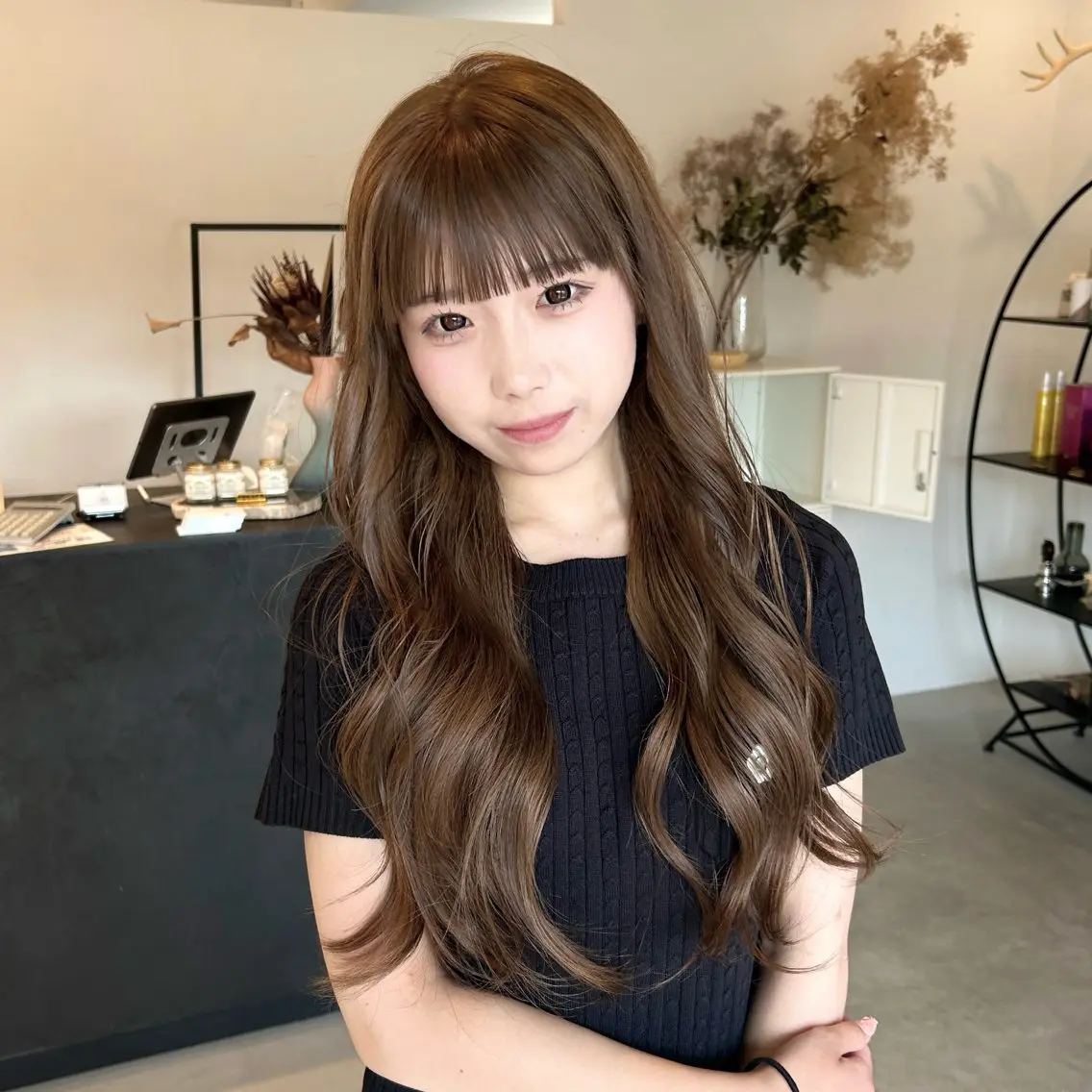 ロング 鳥居 愛子のヘアスタイル