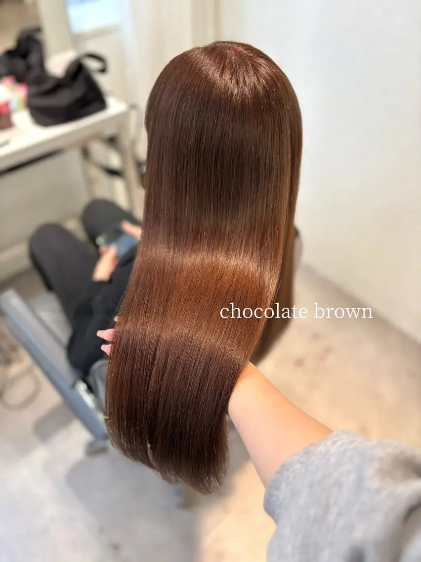 ロング カラー ブラウンカラー チョコレートブラウン カット ヘアカラー トリートメント MEI🎀つやカラー 🎀レイヤー🎀渋谷のヘアスタイル