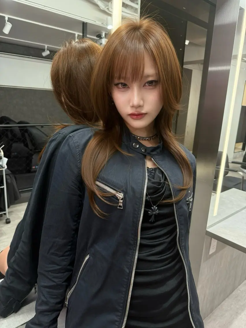 ロング カラー ヘアアレンジ ブラウンカラー ヘアカラー Kd /名古屋カラーモデルのヘアスタイル