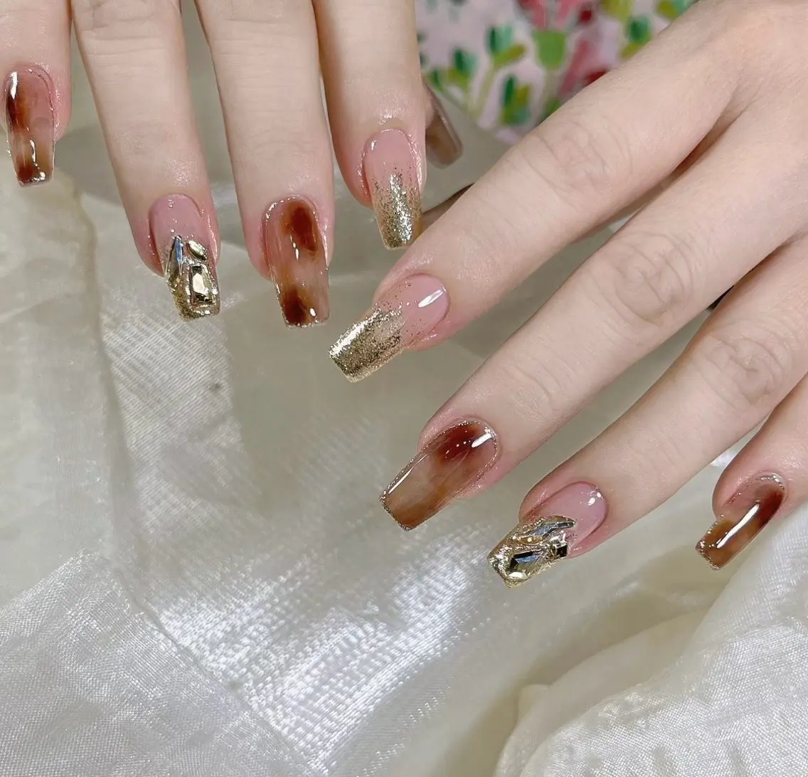 ネイル アートネイル チークネイル 長さ出し フットネイル ジェルネイル ハンドネイル ハンドケア For you. Nail Salonのネイルデザイン
