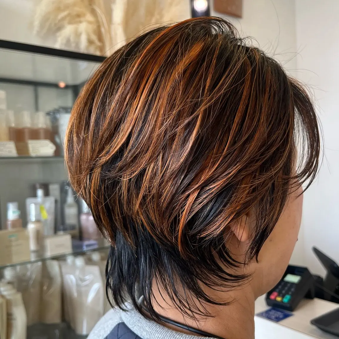 ショート カラー アトリエファゴ Noaのヘアスタイル