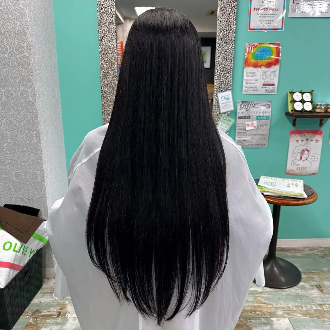 ロング トリートメント 三原 友美のヘアスタイル