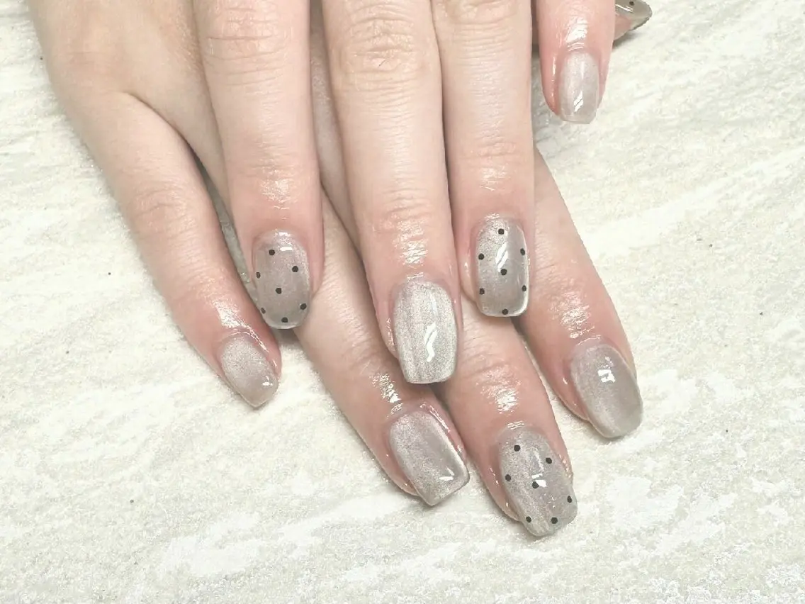 ネイル 韓国ネイル マグネットネイル オフィスネイル ワンカラーネイル ピンク ハンドネイル JULIE NAILのネイルデザイン