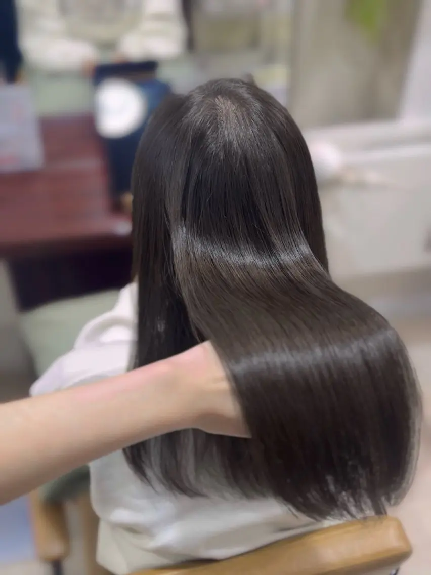 セミロング カット ヘアカラー トリートメント 透明感カラー/ 艶感カラー/RAMUのヘアスタイル