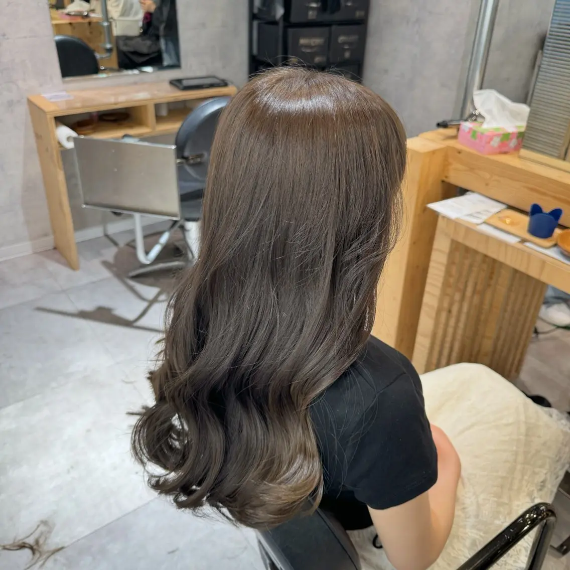 セミロング カット ヘアカラー Sia中野新橋 ﾕﾘ🐈‍⬛🎀のヘアスタイル