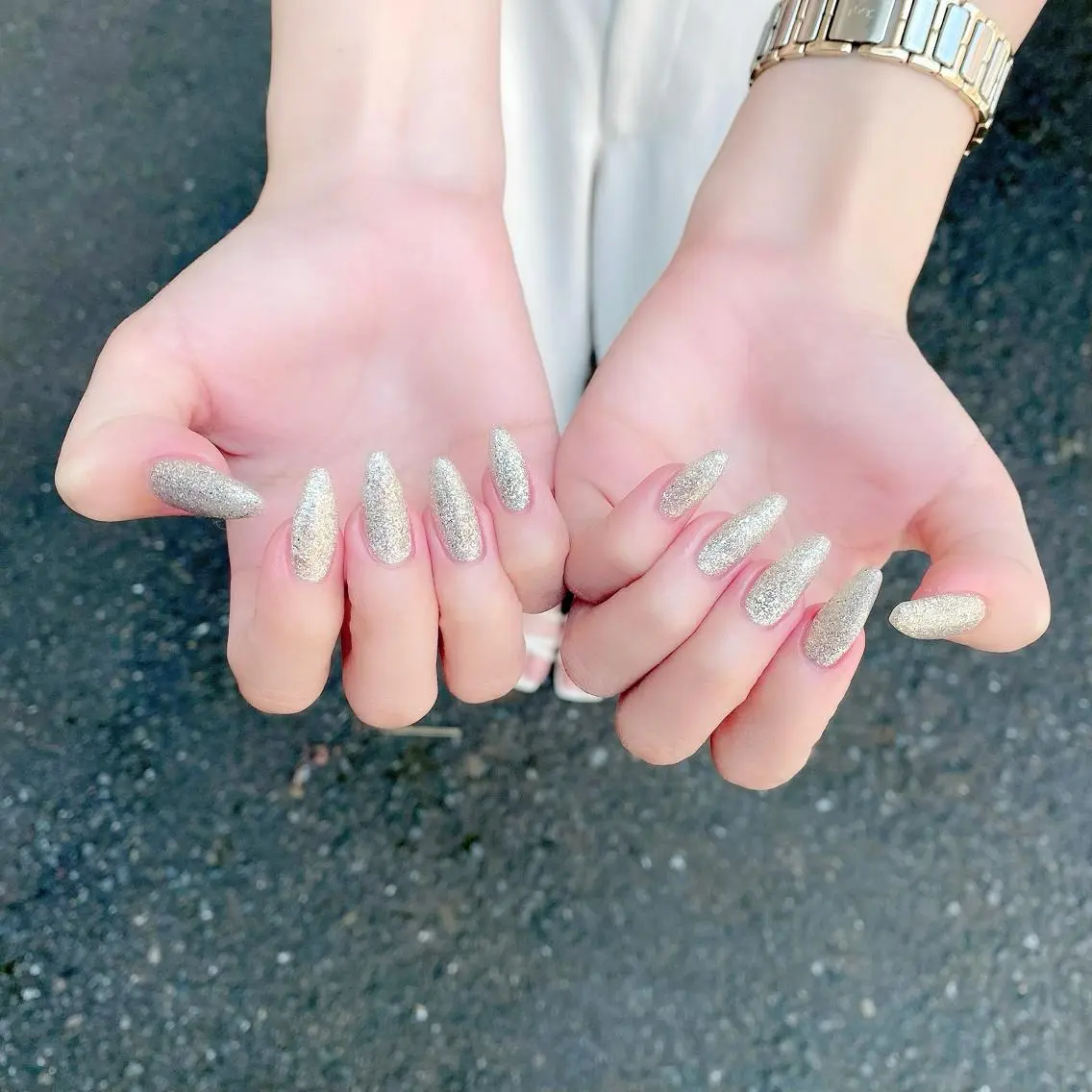 ロング カラー パーマ ヘアアレンジ メンズ キッズ ネイル マツエク・マツパ アイブロウ ロング ジェルネイル ラメ(グリッター) ロングネイル 夏ネイル Salon Ｋのネイルデザイン