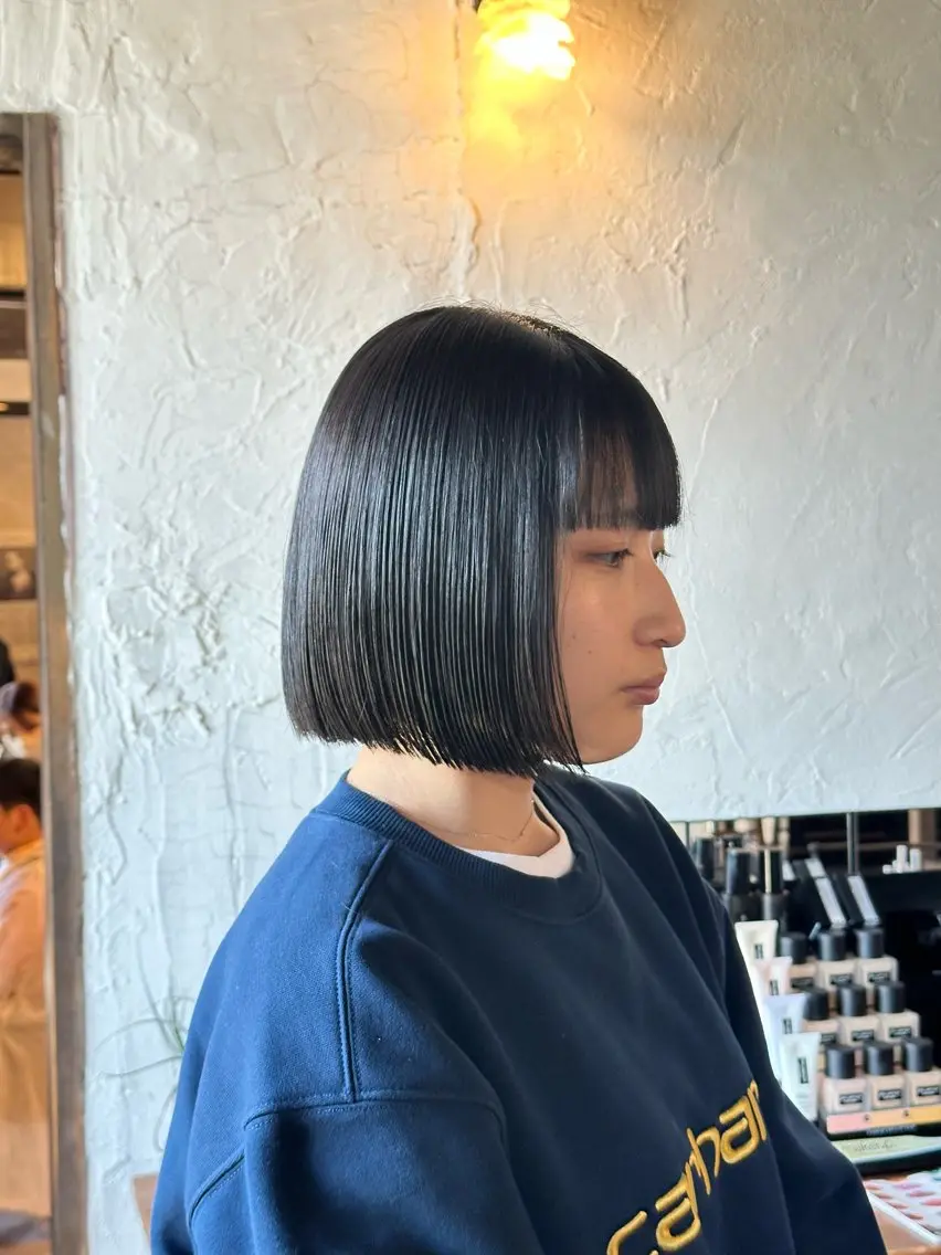 ショート カラー 黒髪 ブルーカラー ブルーブラック ボブ 🦖ノザワ リンカ🦖のヘアスタイル