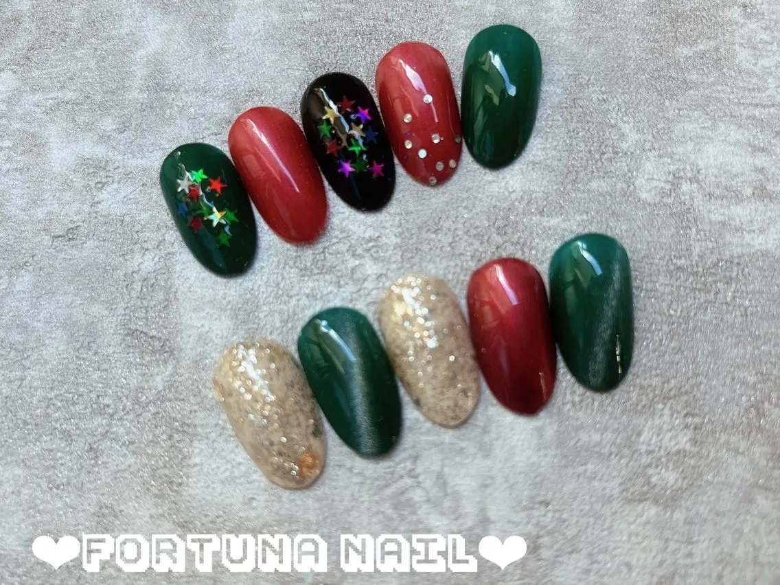 ネイル 冬ネイル クリスマス Nail •Head スパFortunaのネイルデザイン