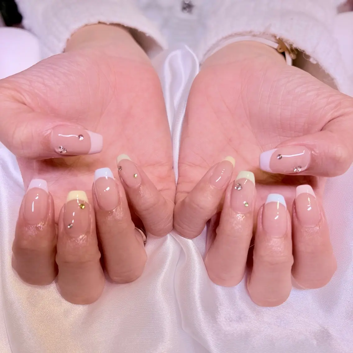ネイル フレンチネイル パステルネイル ハンドネイル nail salon e'mu💐のネイルデザイン
