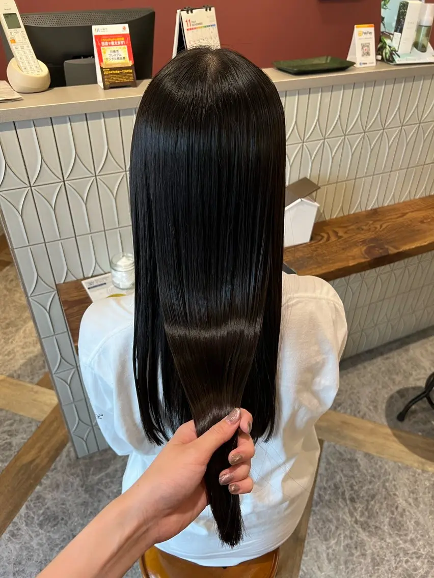 ロング カラー 韓国スタイル🇰🇷 annaのヘアスタイル