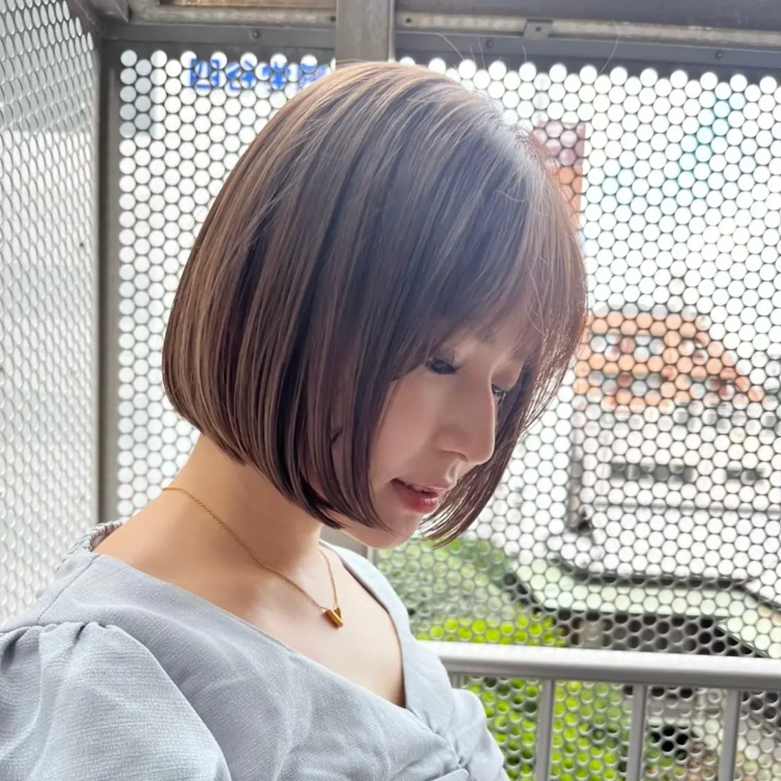 ショート カラー カット ヘアカラー トリートメント 《髪質改善✖️レイヤ ー🩶》ナオヤのヘアスタイル