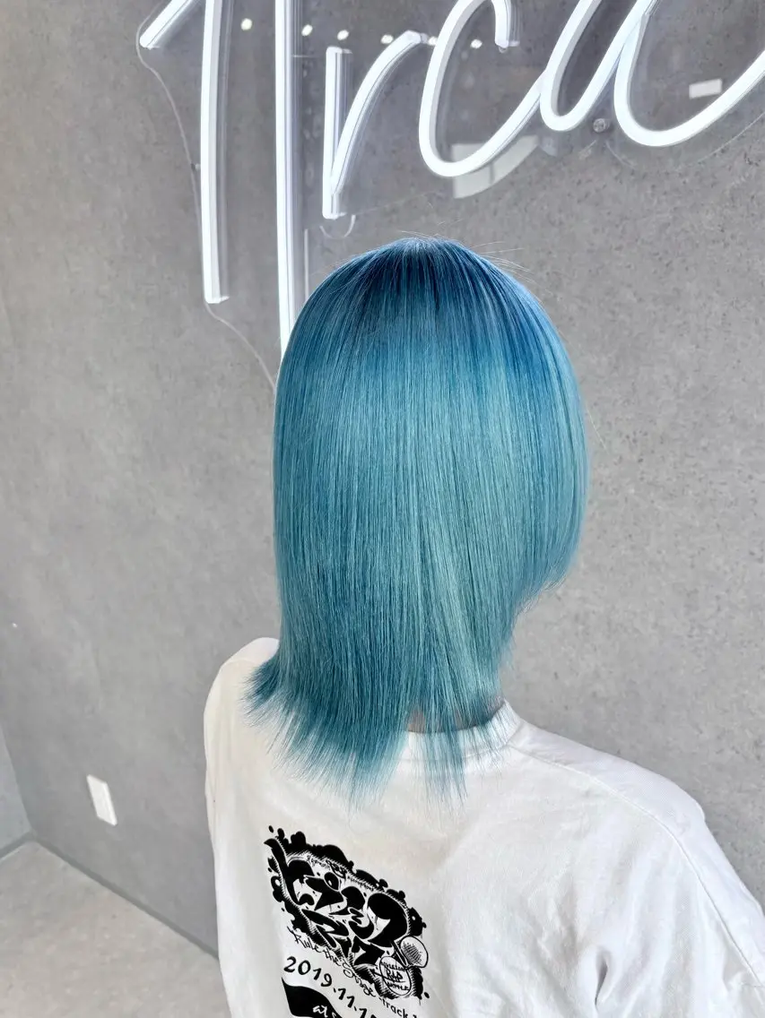 ミディアム ARCANA イホリのヘアスタイル