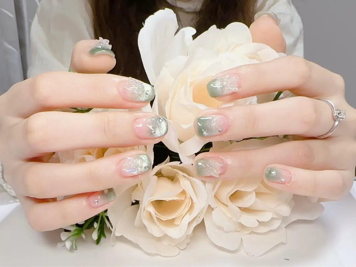 ネイル ハンドネイル 大久保YISnail スカルプ専門店のネイルデザイン