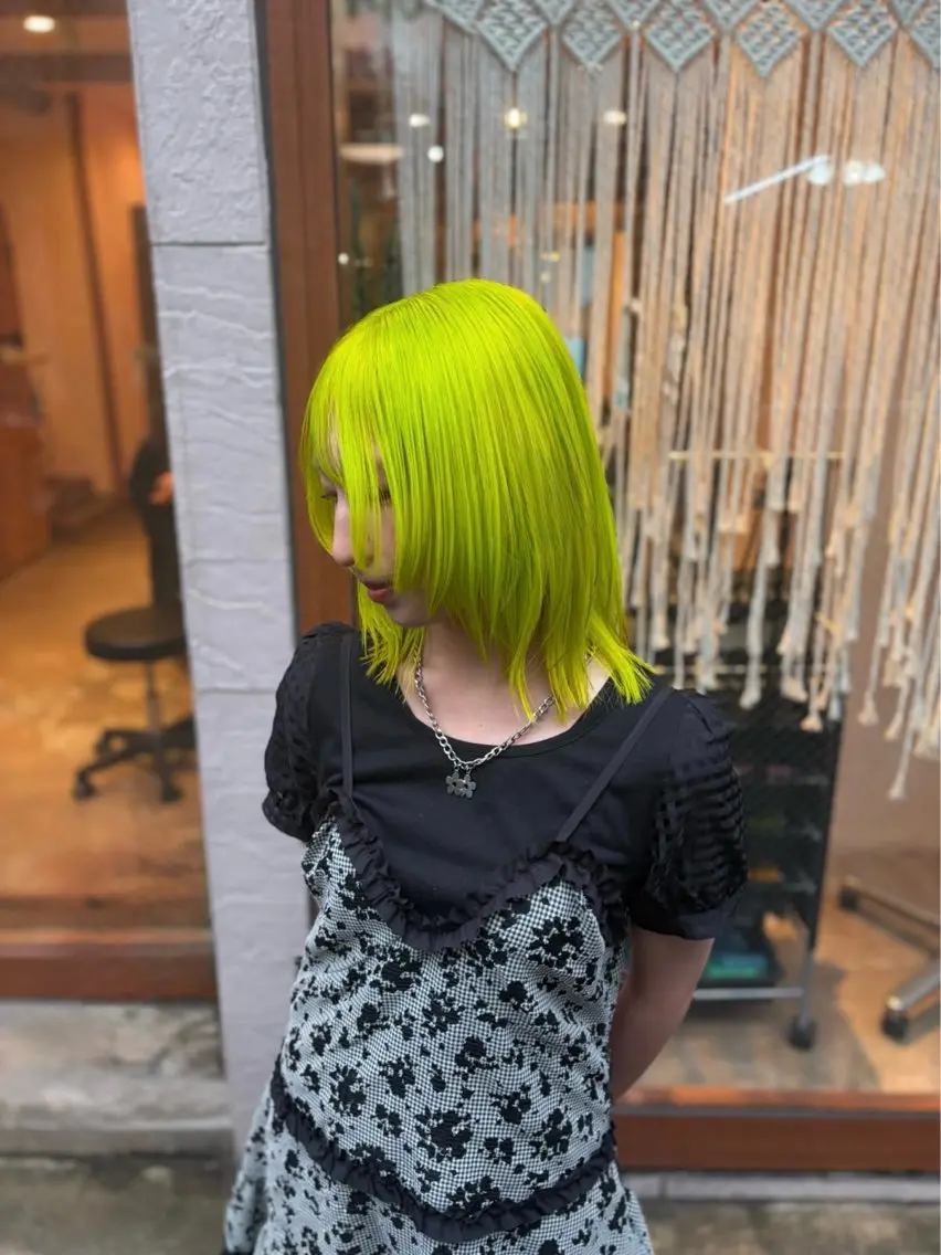 ミディアム カット ヘアカラー デザインカラー/ レイヤーカット/れいのヘアスタイル