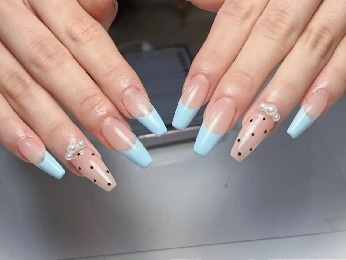 ネイル ハンドネイル ハンドケア 心斎橋Mione nail salonのネイルデザイン