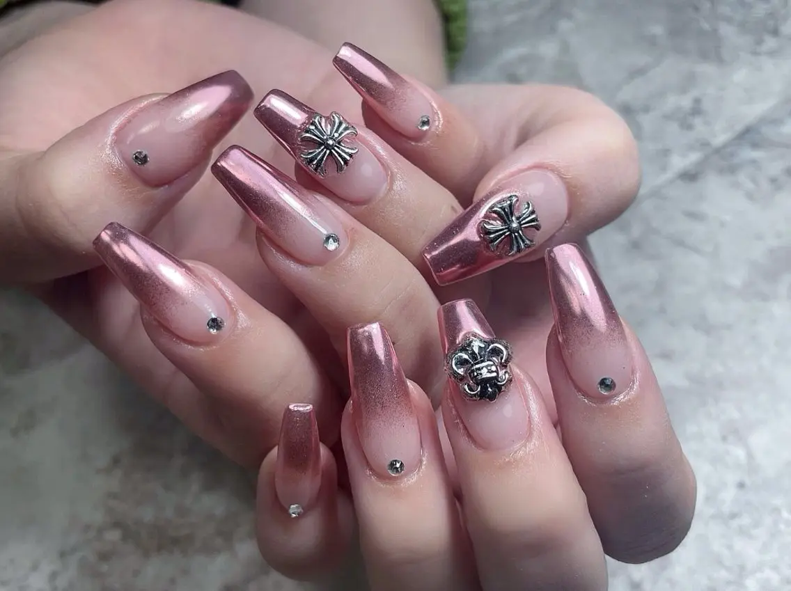 ネイル YumiNail 長さだし&ハンドケアのネイルデザイン