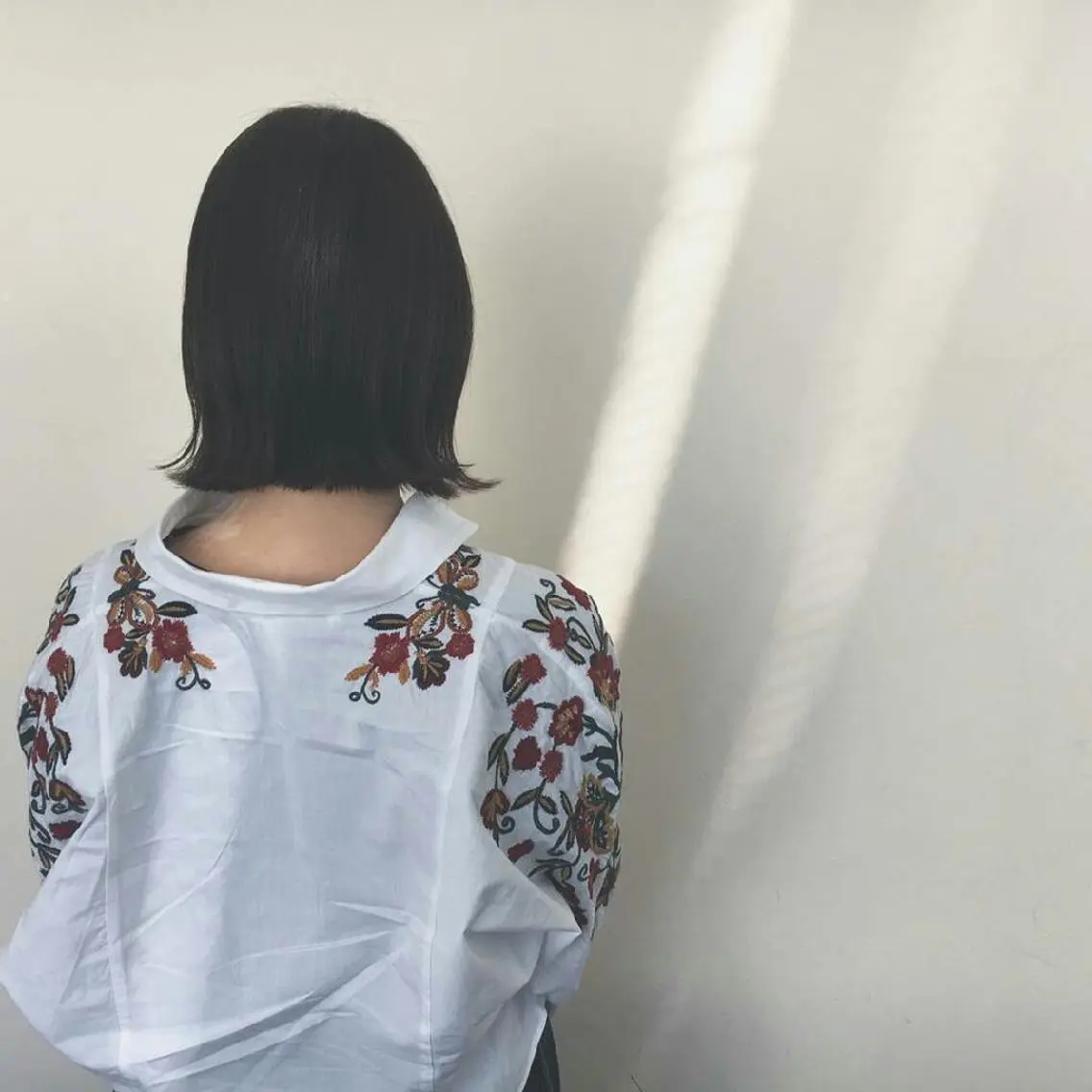 ミディアム カラー パーマ ヘアアレンジ ネイル マツエク・マツパ 黒髪 ブルーカラー ブルーブラック ブルー iplus　眉毛と まつげパーマ専門店のマツエク・マツパデザイン