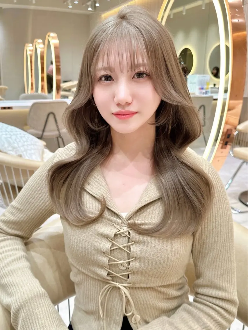 セミロング カラー カット ヘアカラー トリートメント 縮毛矯正✨🫧 レイヤー川村利幸のヘアスタイル