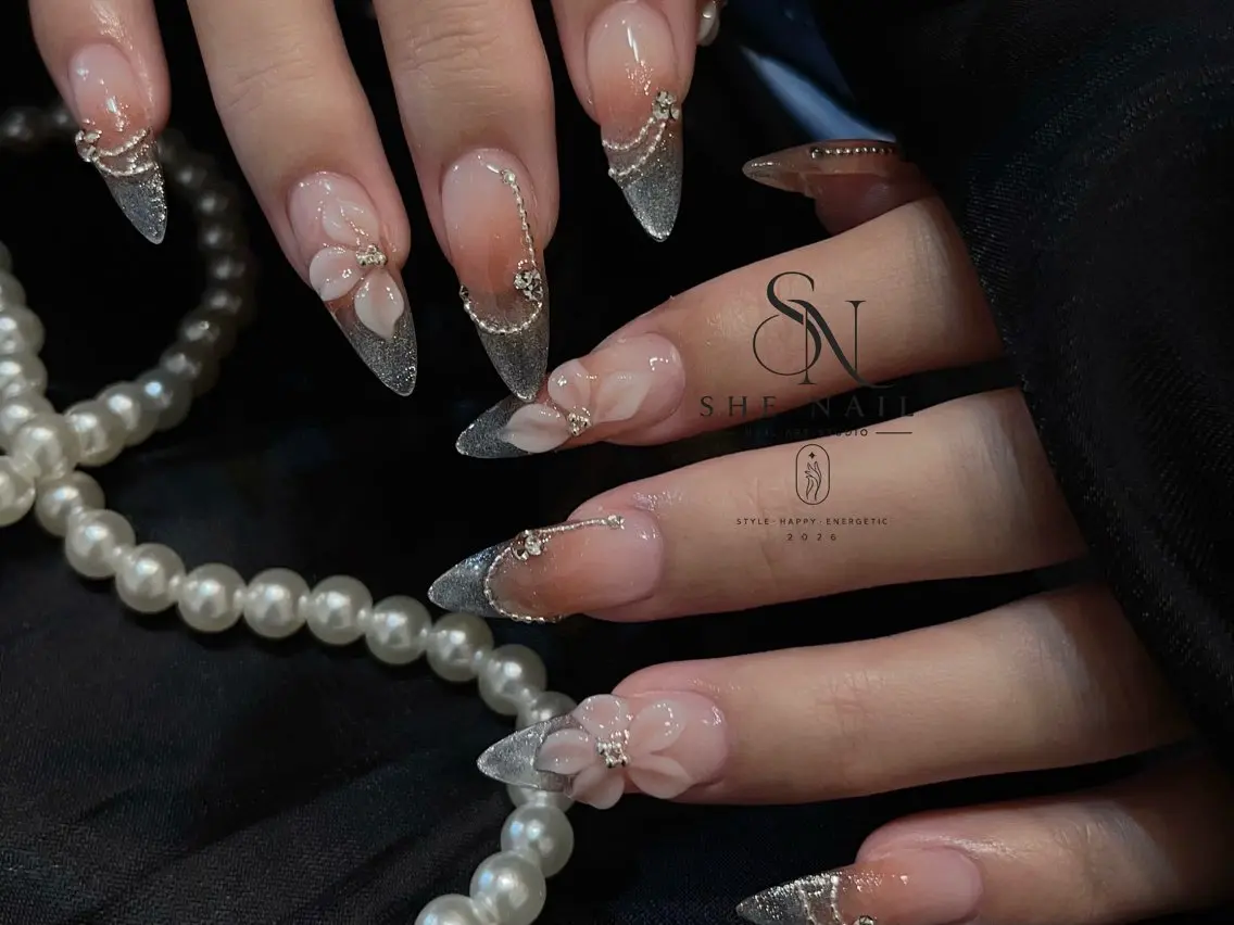 ネイル ハンドネイル 博多 SHE Nailのネイルデザイン