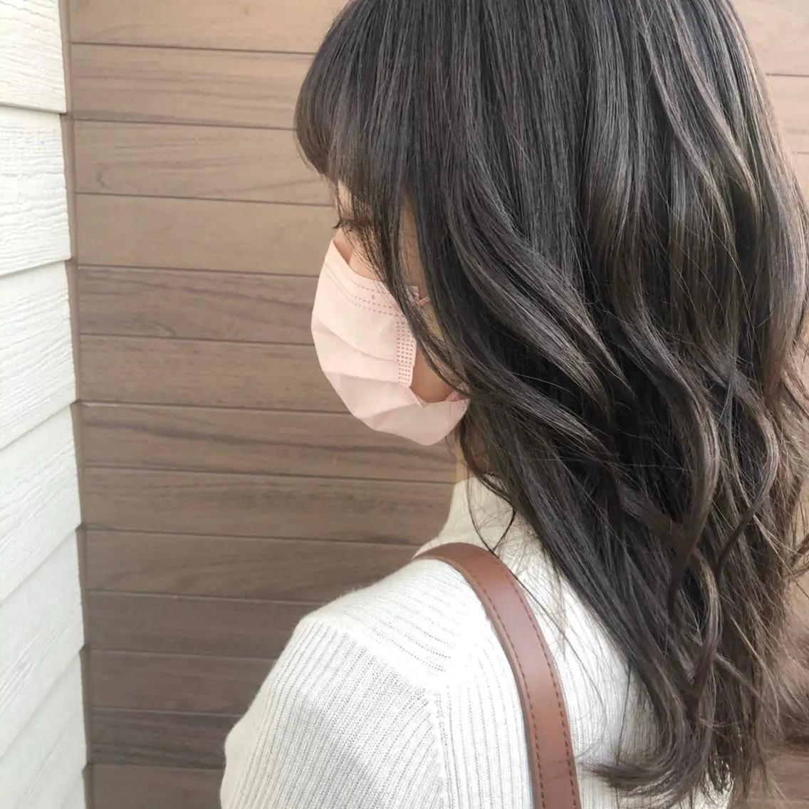 ロング カラー ヘアアレンジ グレージュ ayumi ／透明感カラーのヘアスタイル